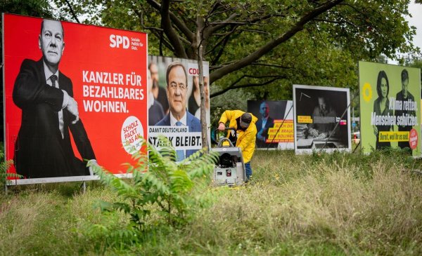 Parteien einigen sich auf Fairness-Abkommen für den Wahlkampf - © Kay Nietfeld/dpa