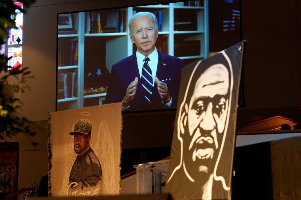 Jahrestag - © Foto: David J. Phillip/AP POOL/dpa