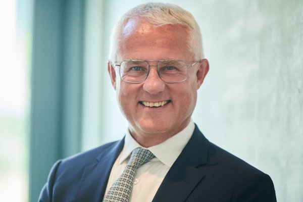 Peter Kurth soll nach Informationen des «Spiegels» ein Haus finanziert haben, dass mutmaßlich von Rechtsextremen genutzt wurde. - © Annette Riedl/dpa