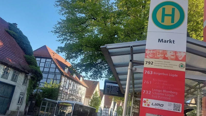 Für den ÖPNV vergeben die Lügder die wenigsten Punkte. Sie wünschen sich vor allem bessere Bus-Anbindungen in Richtung Detmold. - © Michaela Weiße