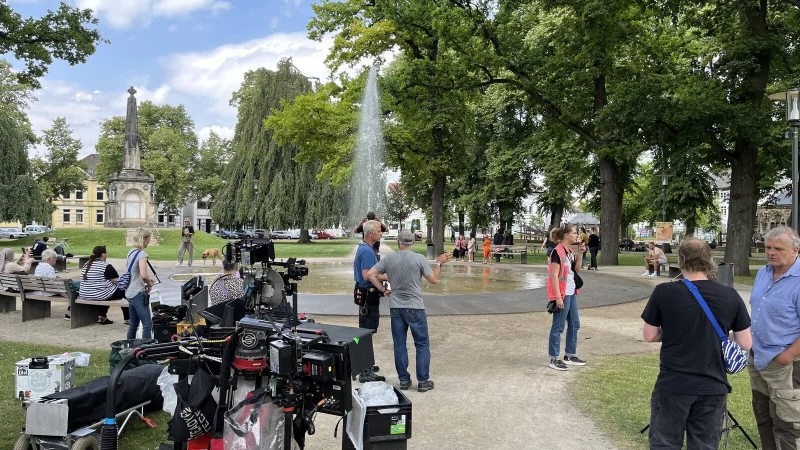 Neben dem Kaiser-Wilhem-Platz wurde auch in der Bandelstraße gedreht. - © Kyrill von Matuschka