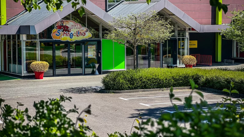 Unbekannte sind in der Nacht auf Montag in die Indoorspielhalle Springolino in Herford eingestiegen. - &copy; Daniel Salmon