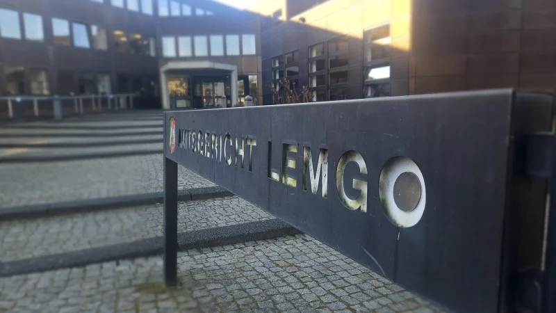 Die Staatsanwaltschaft Detmold wirft einem 62-j&auml;hrigen Krankenpfleger aus Lemgo vor, einen Patienten geschlagen zu haben. Der Mann steht am Donnerstag wegen vors&auml;tzlicher K&ouml;rperverletzung vor dem Amtsgericht Lemgo. - &copy; Janet K&ouml;nig