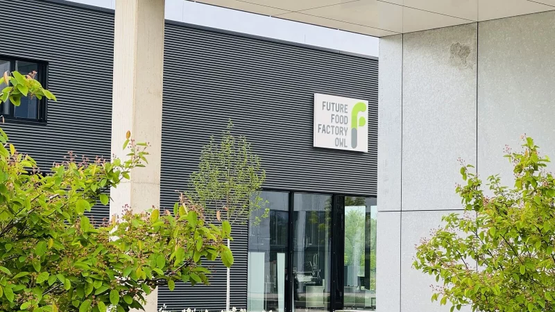 Beim "Campus City Walk" am 21. Mai dreht sich alles um das Thema Lebensmittel - wie in der "Future Food Factory OWL". - © Innovation Campus Lemgo e.V.