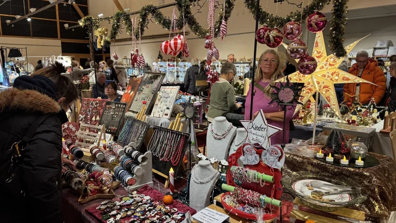 Die Aussteller präsentierten eine breite Palette an Dekorations-Artikeln. - © Sandra Castrup