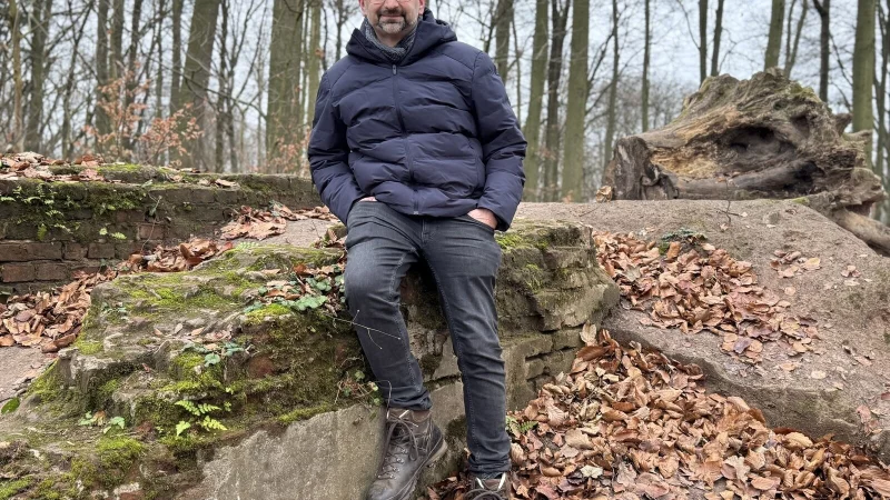 Klaus Schuler findet am alten Schie&szlig;stand im Stadtwald von Lage Ruhe. - &copy; Sandra Castrup