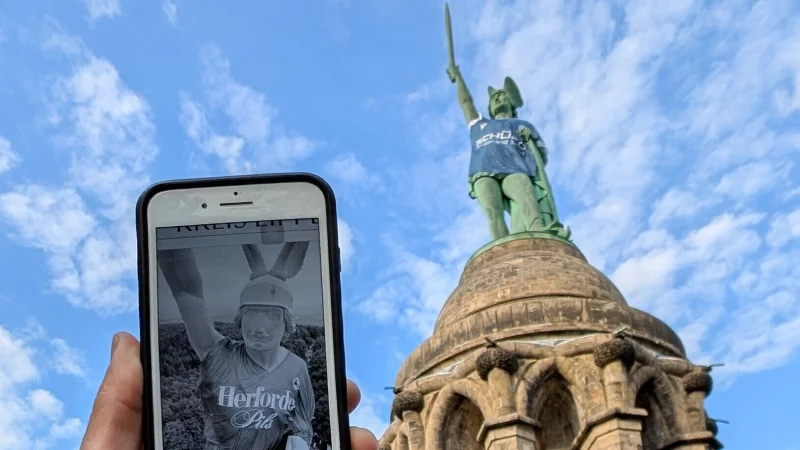Erinnerungen 1999: Vor 26 Jahren trug Hermann schon einmal das ehrenwerte DSC-Trikot. - &copy; Archivfoto: Martin Hostert