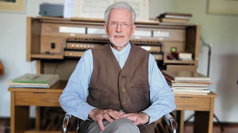 Jobst-Hermann Koch prägt bis heute das musikalische Leben in Lippe. Am Sonntag, 22. Juni, ehrt ihn die Gemeinde St. Nicolai in Lemgo mit besonderen Veranstaltungen. Viele Weggefährten werden erwartet. - © Katrin Kantelberg