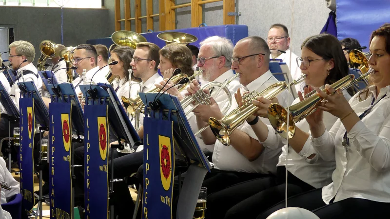 60 Jahre und kein bisschen leise: das Lipperland-Orchester Alverdissen - © Rudi Rudolph