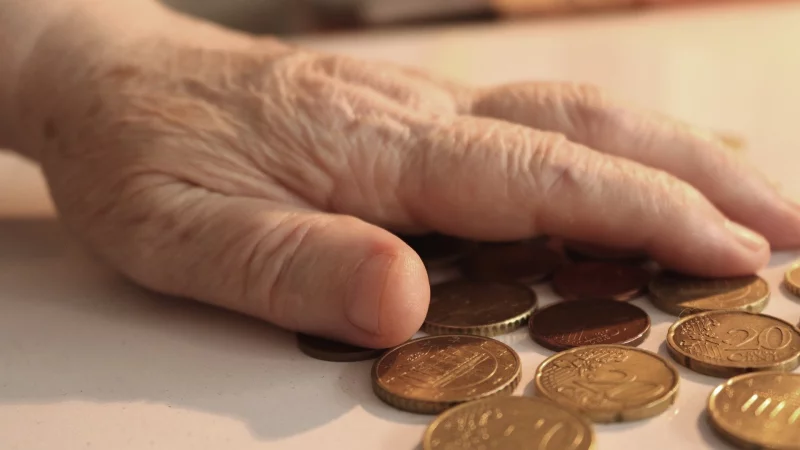 Mit der "Aktivrente" k&ouml;nnten Rentner ab 2026 bis zu 2000 Euro steuerfrei hinzuverdienen. - &copy; Pixabay