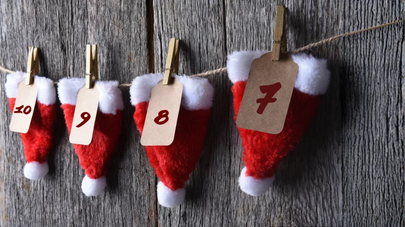Welche Geschichte verbirgt sich hinter dem heutigen Türchen? Im LZ-Adventskalender gibt es jeden Tag etwas zum Rätseln. - © Montage: Canva/LZ