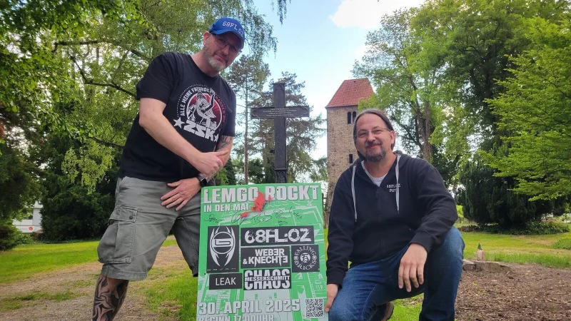Jörn Stücke und Dirk Bensel tragen ihr Festival nach sechs Jahren zu Grabe. - © Vasco Stemmer