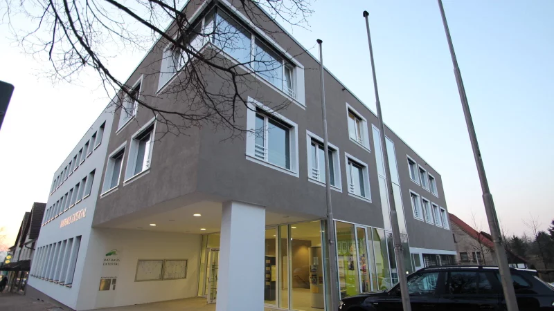 Die Gemeinde Extertal, hier das Rathaus, m&ouml;chte erneut einen hoch dotierten Heimatpreis vergeben. - &copy; Archivfoto: Jens Rademacher