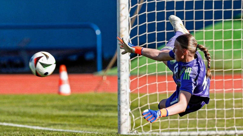 Die 15-J&auml;hrige Mirja Kropp aus Detmold wechselt nach Leipzig. - &copy; Wolfgang D&uuml;bel