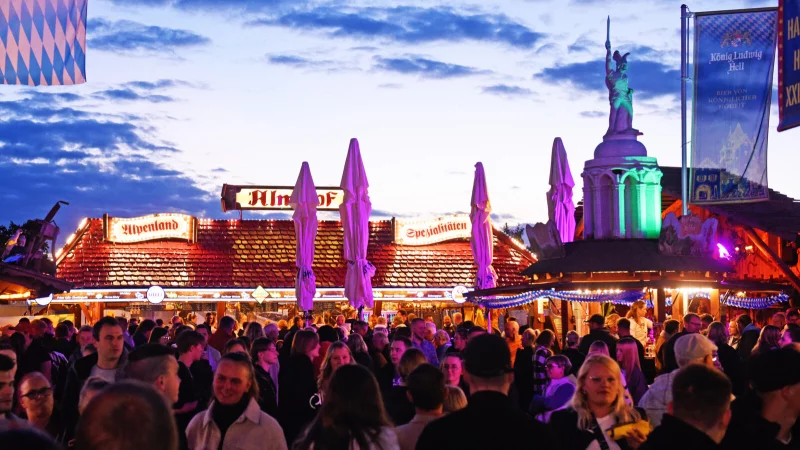 Auch in diesem Jahr hatten die Besucher Spa&szlig; auf der Blomberger Stoppelfeldkirmes. Doch wie soll Wilbasen in Zukunft aussehen? - &copy; Nicole Ellerbrake