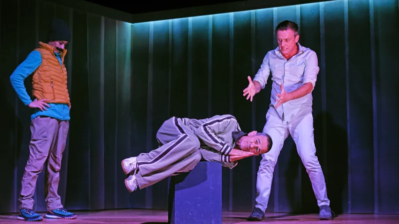 Anne Diemer (von links), Thomas Gerber und Ralph Opferkuch &uuml;berzeugen auf der B&uuml;hne der Konzerthalle. - &copy; Nicole Ellerbrake