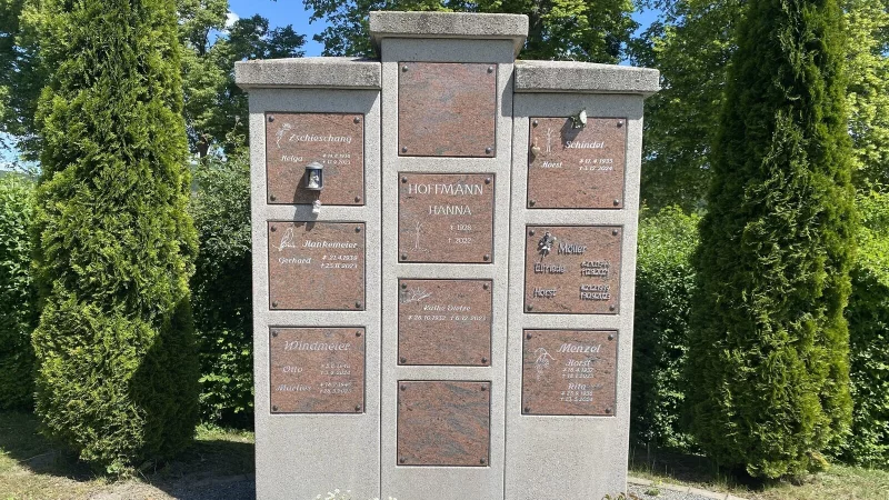 F&uuml;r den Friedhof in Hohenhausen ist eine weitere Urnenstelenanlage geplant. - &copy; Esther Denker