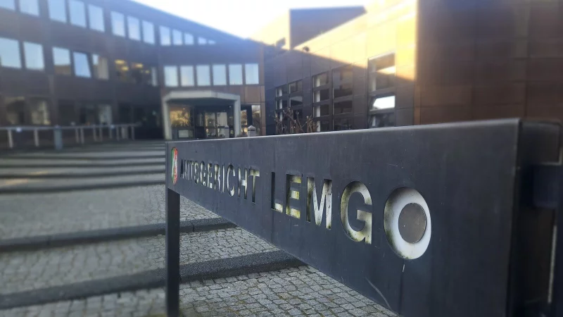 Dem neuen Termin beim Amtsgericht Lemgo blieben die mutma&szlig;lichen Mietnomaden unentschuldigt fern. - &copy; Janet K&ouml;nig