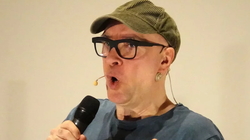 HG Butzko in Lemgo - ein R&uuml;ckblick auf 2025, der vor allem Trump galt. - &copy; Axel B&uuml;rger