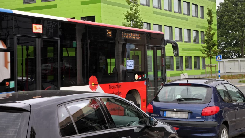 Flotte Verbindung nicht nur f&uuml;r Studenten: der Campus-Express. - &copy; Bernhard Preu&szlig;/Archivfoto
