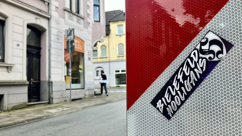 In der Hooligan-Szene sind verabredete Kämpfe mit anderen Fanlagern keine Seltenheit. - © Jens Reichenbach