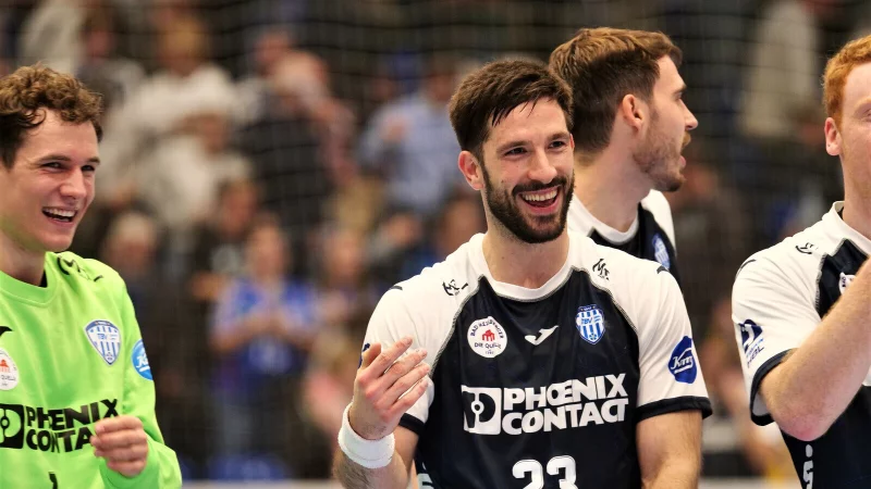 Die 23 verl&auml;ngert bis 2030 &ndash; Tim Suton hat gut Lachen. - &copy; J&ouml;rg Hagemann