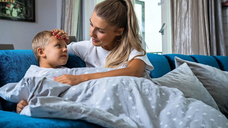 F&uuml;r gesunde Erwachsene ist das Adenovirus meist harmlos. F&uuml;r Kinder ist die Gefahr eines schweren Verlaufs aber erh&ouml;ht. - &copy; Christin Klose/dpa