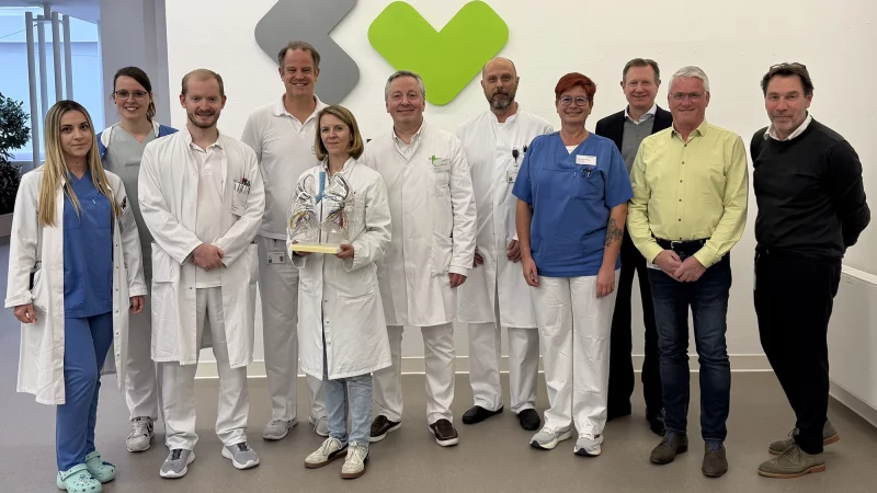 Das Team des Lungenkrebszentrums Lippe vereinbarte am Klinikstandort Lemgo mit der Gesch&auml;ftsf&uuml;hrung und dem Qualit&auml;tsmanagement die n&auml;chsten Schritte des Lungenemphysem-Zentrums Lippe. - &copy; Klinikum Lippe/Mandy Lange