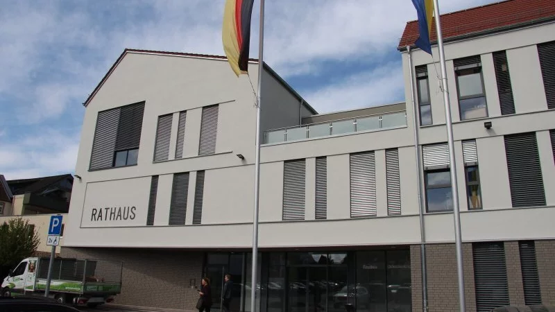 In Lage muss gespart werden. Im Stadtrat stand deshalb das Thema Haushaltskonsolidierung auf der Agenda. - &copy; Astrid Sewing