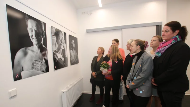Nadine Marga Fahrenkamp, Sabine Mirbach, Kerstin Ahaus, Alice Vollmer, Ingy Jabri, Tirza Peuker und Marianne Petersmeier. - © Förderverein Krebsberatungsstelle