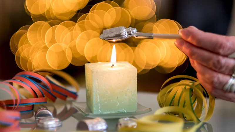 An Silvester treffen in OWL Traditionen aus verschiedenen Kulturen aufeinander. - &copy; dpa