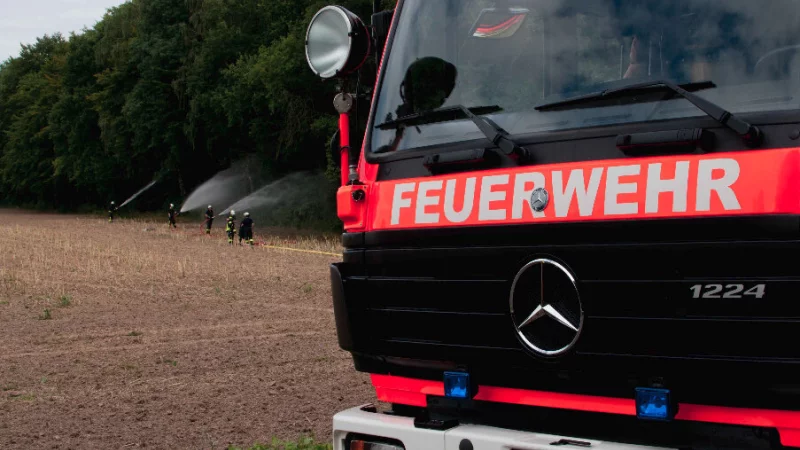 Um bestmöglich für einen Waldbrand gerüstet zu sein, übt die Freiwillige Feuerwehr Bad Salzuflen regelmäßig verschiedene Löschmaßnahmen. - © Feuerwehr Bad Salzuflen