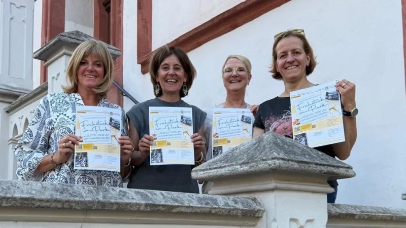 Sonja Wehning, Stefani Quentell, Kerstin Fischer und Constance Schröder (von links) vom Soroptimist-Club Detmold laden zum Frühstück im Bad Salzufler Kurpark ein. Wer dabei ist, unterstützt mit seinem Ticket zudem den Sozialen Mittagstisch. - © Soroptimist-Club Detmold