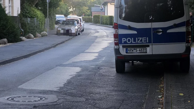 Mehrere Einsatzwagen der Polizei haben am Montagmorgen in der Georg-Weerth-Stra&szlig;e f&uuml;r Aufsehen gesorgt. - &copy; Janet K&ouml;nig