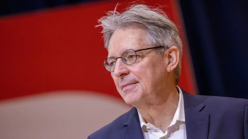 Achim Post ist Politiker aus dem Kreis Minden und aktuell Co-Vorsitzender der NRW-SPD. - &copy; Thomas Banneyer/dpa