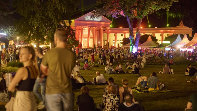 Das Parklichter-Festival in Bad Oeynhausen hatte in diesem Jahr Tausende Besucher weniger als gew&ouml;hnlich. - &copy; Staatsbad Bad Oeynhausen/Peter H&uuml;bbe