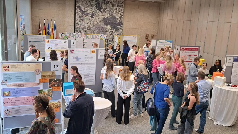 Studierende der TH OWL präsentierten ihre Projektideen im Lemgoer
Rathaus. - © TH OWL