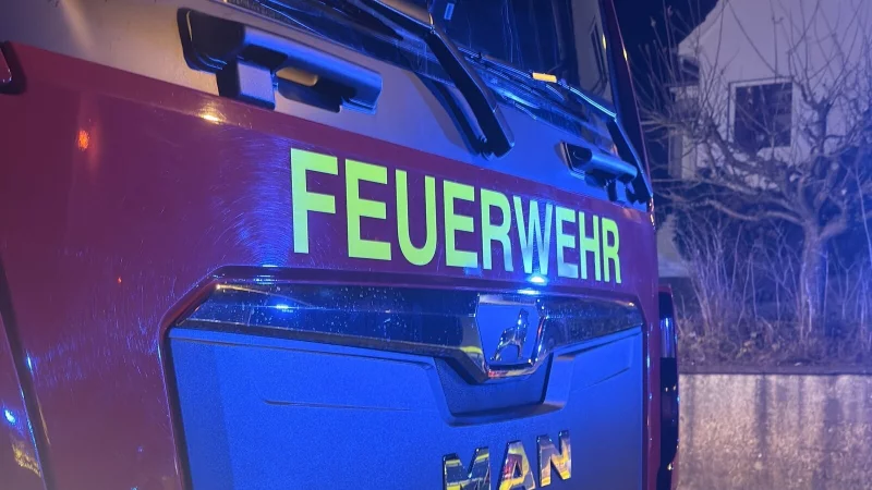 Die Feuerwehr Detmold ist am Sonntagabend nach Hiddesen ausger&uuml;ckt. - &copy; Rieks/Feuerwehr Detmold