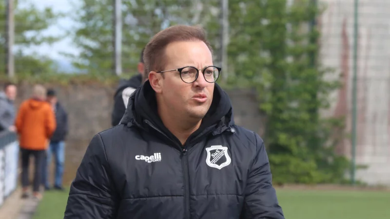 Christoph Zimmermann bleibt Trainer des SuS Pivitsheide. - © Sebastian Lucas