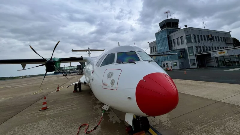 Von der d&auml;nischen Airline DAT least Skyhub PAD die ATR72. Sie ist f&uuml;r die Route nach Bayern in Paderborn stationiert. 70 Passagiere kann der Flieger aufnehmen. - &copy; Jens Reddeker