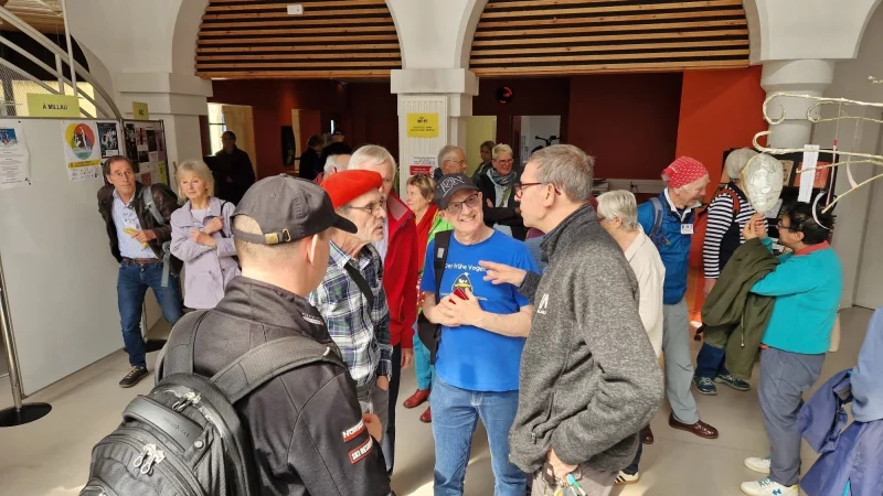 Gäste aus Bad Salzuflen im vergangenen Frühjahr im Jugend- und Kulturzentrum von Millau. - © Förderverein Bad Salzuflen/Millau