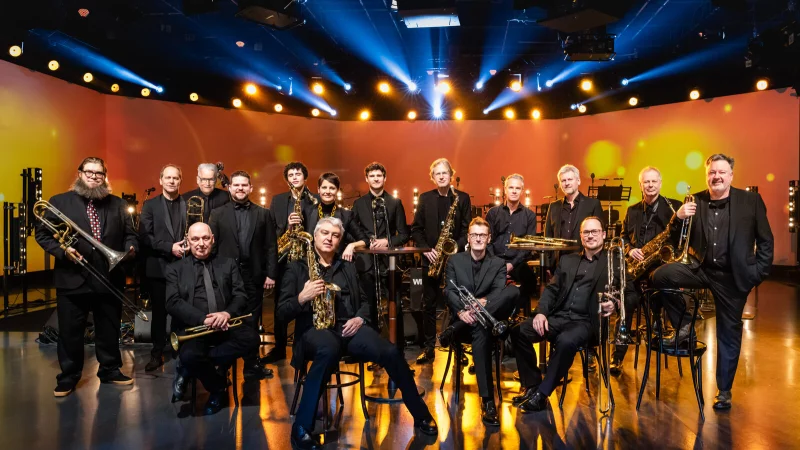 WDR Big Band Köln, bestehend aus: Johan Hörlén (1. alto saxophone), karolina Strassmeyer (2. alto saxophone), Ben Fitzpatrick (1. tenor Saxophone), Paul Heller (2. tenor Saxophone), Jens Neufang (bariton Saxophone), Wim Both (1./3. trumpet), Rob Bruynen (2. trumpet), Andy Haderer (3./1. trumpet), Ruud Breuls (4. trumpet), Ludwig Nuss (1. trombone), Raphael Klemm (2. trombone), Andy Hunter (3. trombone), Mattis Cederberg (bass-trombone), Billy Test (piano), John Goldsby (bass) Hans Dekker (drums) - © Frank Wiesen
