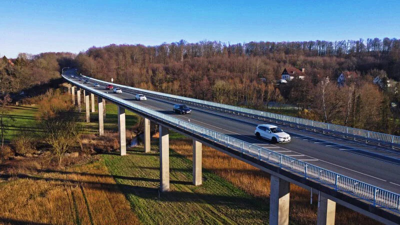 Die Passadetalbr&uuml;cke an der Lemgoer S&uuml;dumgehung ist momentan besonders h&auml;ufig in den Nachrichten - sie soll in den kommenden Jahren neu gebaut werden. - &copy; Nicole Ellerbrake