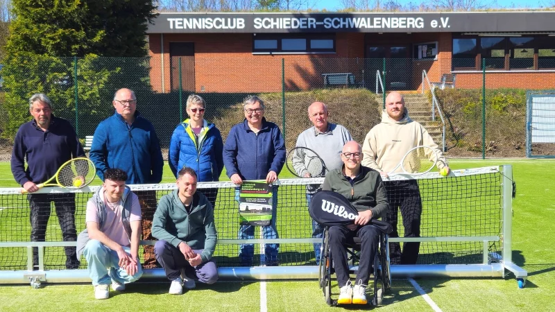 Zur Wiedereröffnung kommt Tennislegende Claudia Kohde-Kilsch, die auch ihre Autobiografie mitbringen und signieren wird. - © Andreas Leber