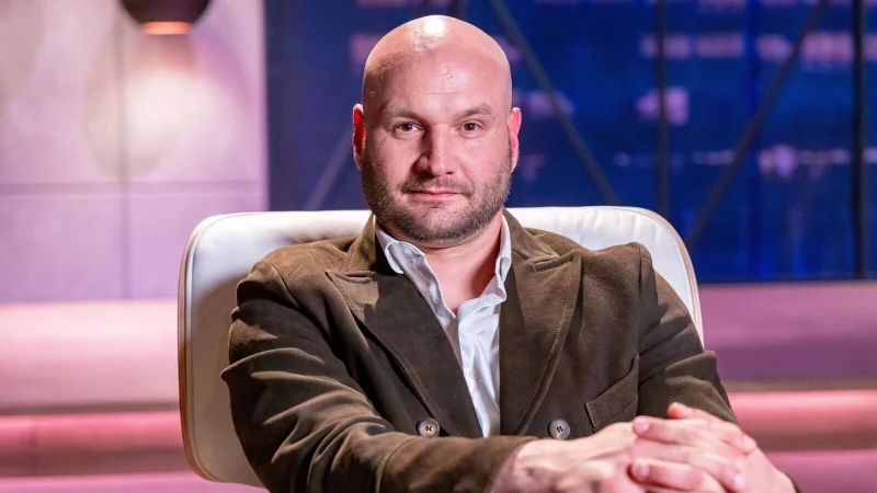 Christian Miele ist Teil der 18. Staffel der Vox-Gründershow "Die Höhle der Löwen". Er hat mit seinem Fonds unter anderem in Groupon, Bumble und Sonos investiert. - © RTL / Bernd-Michael Maurer