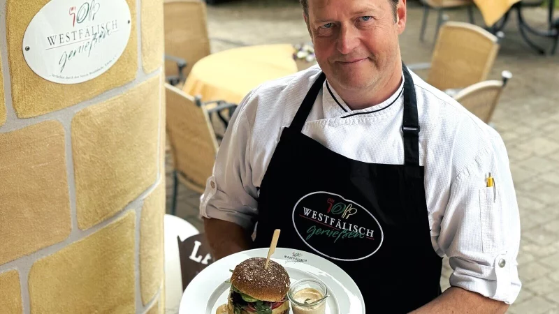 Stefan Breidenbach ist Inhaber des Landgasthofs Potthoff in Borgholzhausen. - © Stefan Breidenbach