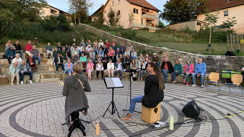 Das Duo "a.mie" trat im September beim Kultursommer in Talle auf. - &copy; Archivfoto: HZV Talle