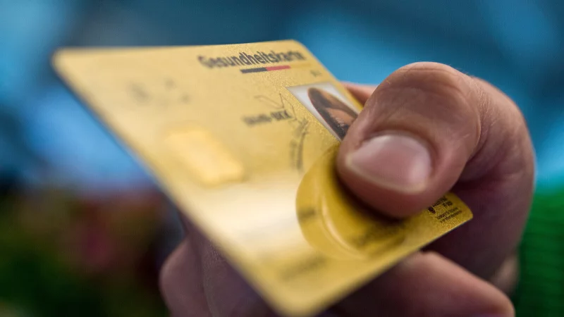 Auch 2026 sollten sich viele gesetzliche Krankenversicherte auf steigende Kosten einstellen. - © picture alliance / dpa Themendienst