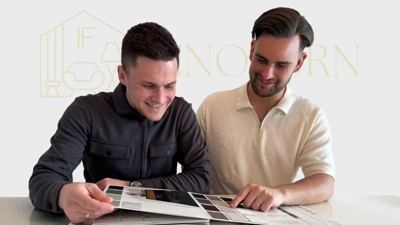 Yevhenii Rabcheniuk (25) und Alexander Pries (24) wollen mit ihrem Start-Up M&ouml;bel neu denken. - &copy; Bildrechte: Yevhenii Rabcheniuk