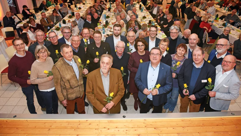 Der erweiterte Vorstand mit Vorsitzendem Dr. Axel Lehmann auf der
Mitgliederversammlung. - &copy; Lippischer Heimatbund